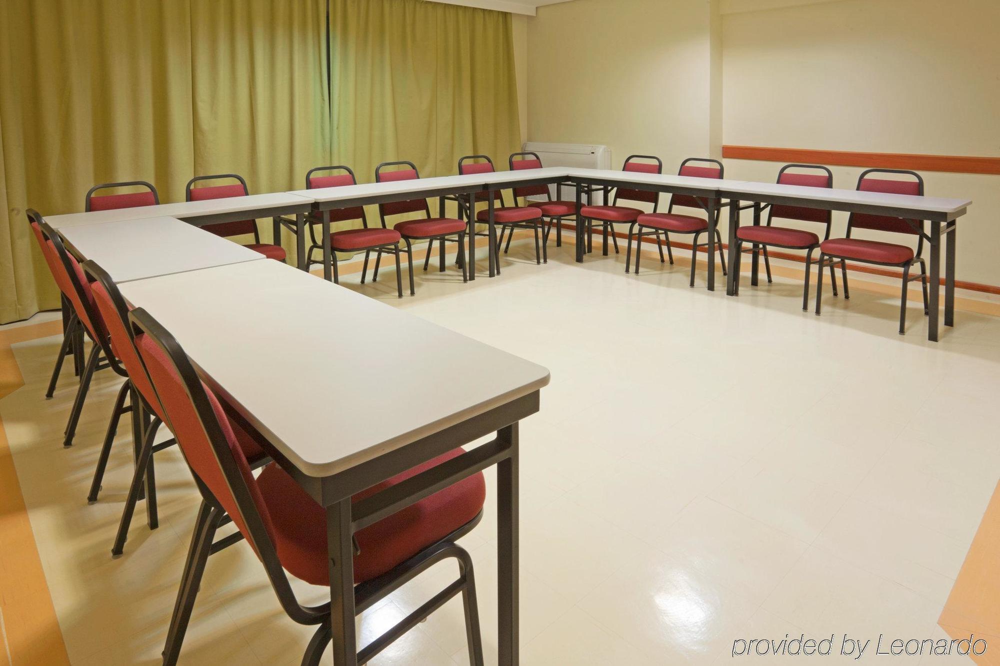 Holiday Inn Express Avenida Sumare Sao Paulo Facilities photo
