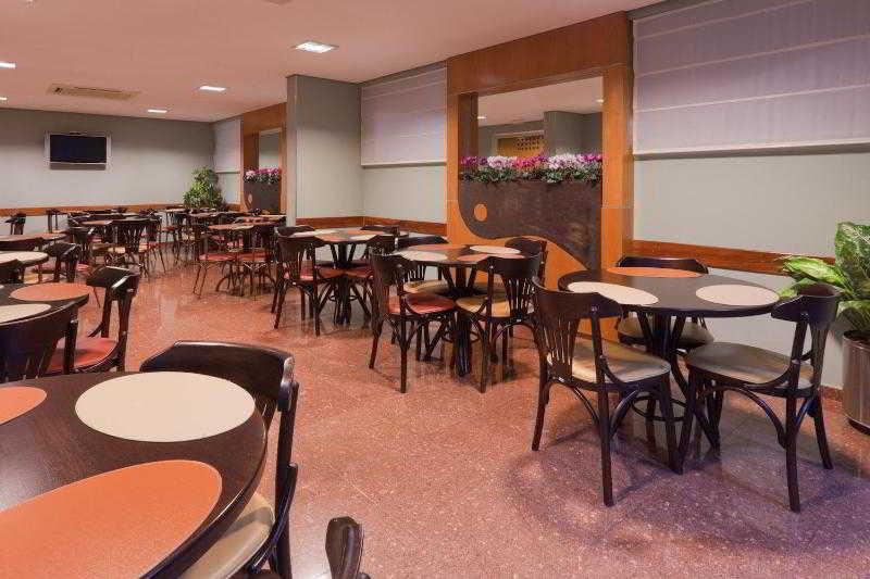 Holiday Inn Express Avenida Sumare Sao Paulo Restaurant photo